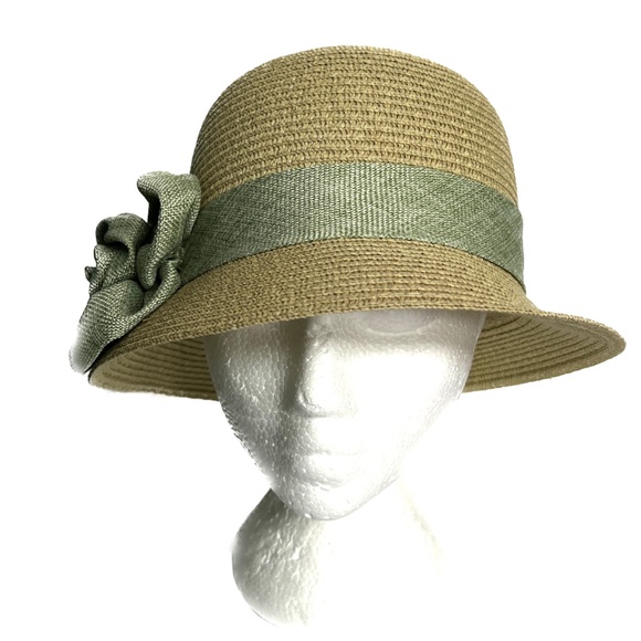 C.C Exclusives Sun Hat Green Large Flower Travel Beach One Size 90% Paper - Picture 2 of 6